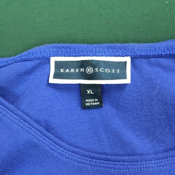 Karen Scott royal blue long sleeve Christmas holiday t-shirt sequin lights EUC - Picture 7 of 8